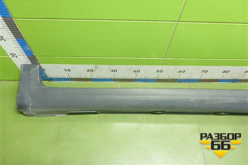 Накладка на порог наружная левая (X-Line) (87753H0500) для Kia Rio с 2017г (Рио 4)