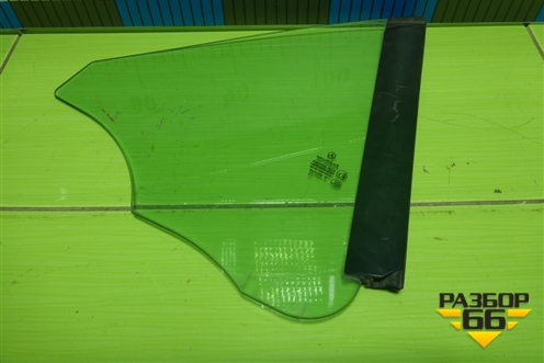 Стекло боковое левое для Mercedes Benz SLK R172 с 2010-2016г (СЛК)