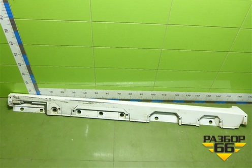 Накладка на порог наружная левая (7585206360) для Toyota Camry V70 с 2017г (Камри)