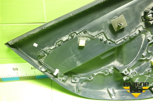 Обшивка двери задней правой под механику (809086151R) для Renault Sandero с 2013-2022г (Сандеро)