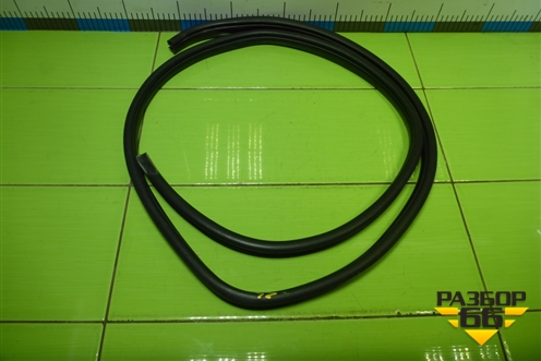 Уплотнитель двери задней левой (седан) для Hyundai Solaris с 2010-2016г (Солярис)