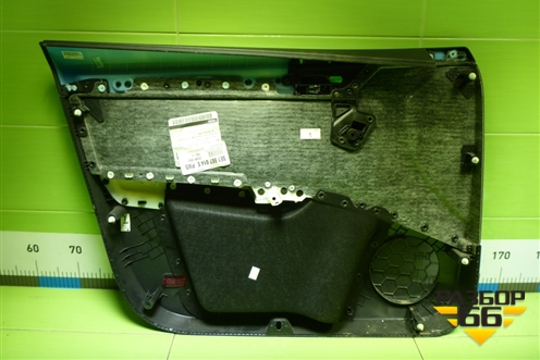 Обшивка двери передней правой под электрику (5E1867014E) для Skoda Octavia (A7) с 2013г (Октавия)