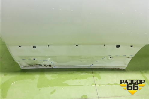 Дверь задняя левая (LR036403) для Land Rover Range Rover 4 с 2013-2022г (Вог)