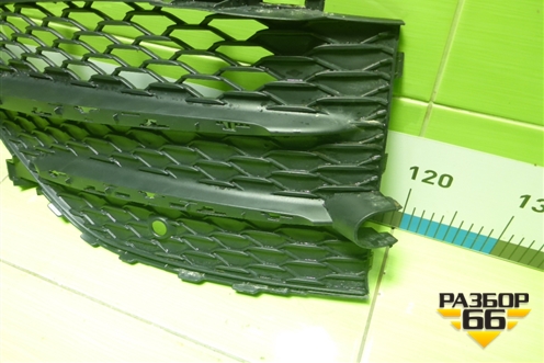 Решетка в передний бампер левая (не оригинал) (A1678857403) для Mercedes Benz GLE-Klass V167 с 2018г (ГЛЕ)