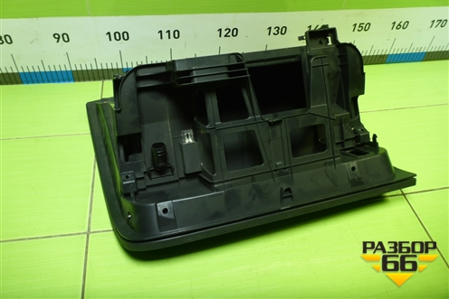 Бардачок (5EU857121) для Skoda Octavia (A7) с 2013г (Октавия)