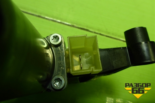 Моторчик стеклоподъёмника передний правый (5Q0959802B) для Skoda Octavia (A7) с 2013г (Октавия)