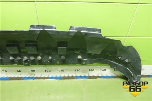 Пыльник переднего бампера центральный (4M0807611) для Audi Q7 c 2015г (Ку 7)