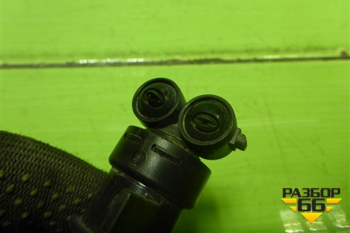 Форсунка омывателя фары правая (5E0955966) для Skoda Octavia (A7) с 2013г (Октавия)