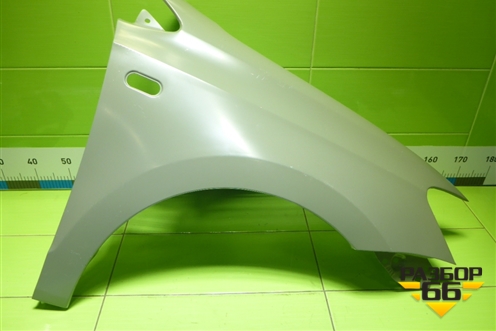 Крыло переднее правое (не оригинал) для Volkswagen Polo (седан) с 2010г (Поло)