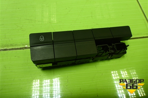 Кнопка центрального замка для Skoda Octavia (A7) с 2013г (Октавия)