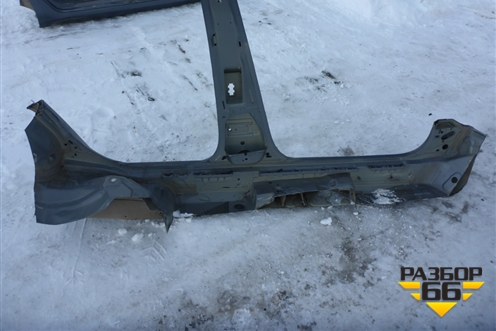 Порог со стойкой левый (лифтбек) для Skoda Octavia (A7) с 2013г (Октавия)