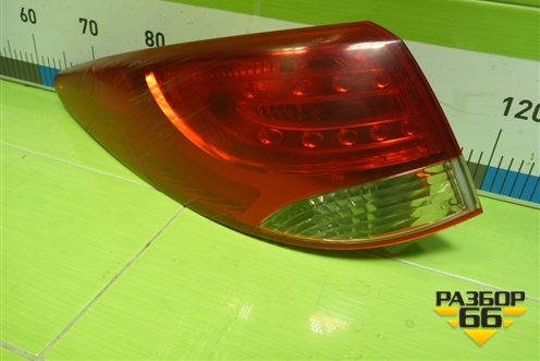 Фонарь задний наружный левый (924012Y0 92401-2Y0) для Hyundai ix 35 с 2010г (Ай икс 35)