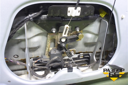 Дверь багажника со стеклом для Volkswagen Touareg c 2002-2010г (Туарег)