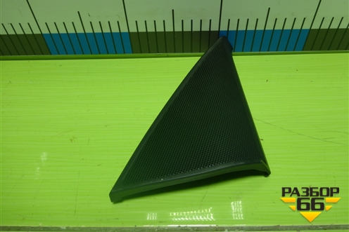 Накладка двери передней правой уголок (A2047200248) для Mercedes Benz C-Klass W204 с 2007-2014г (Ц)