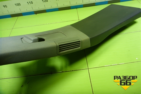 Обшивка стойки центральная левая (7L6867239) для Volkswagen Touareg c 2002-2010г (Туарег)