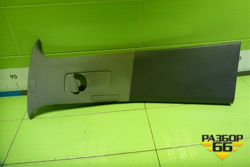 Обшивка стойки центральная левая (7L6867239) для Volkswagen Touareg c 2002-2010г (Туарег)