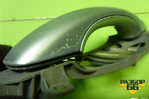 Ручка наружная двери задней правой (7L0839886A) для Volkswagen Touareg c 2002-2010г (Туарег)