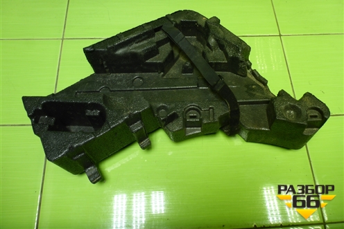 Ящик инструментальный в багажник (7L0012112) для Volkswagen Touareg c 2002-2010г (Туарег)