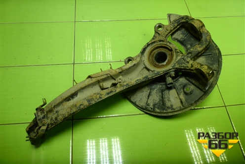 Кулак поворотный передний левый (7L6407257A) для Volkswagen Touareg c 2002-2010г (Туарег)