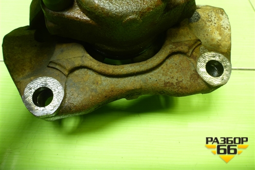 Суппорт передний правый для Volkswagen Touareg c 2002-2010г (Туарег)