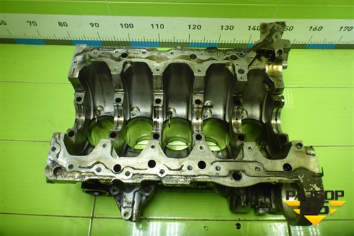 Блок двигателя (2.5л BAC) для Volkswagen Touareg c 2002-2010г (Туарег)