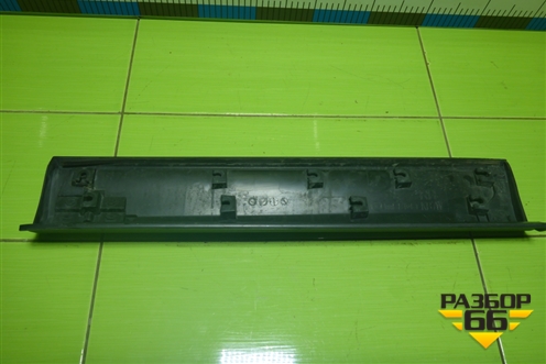 Накладка двери задней правой (KB7W51RC1) для Mazda CX 5 с 2017г (СХ5)