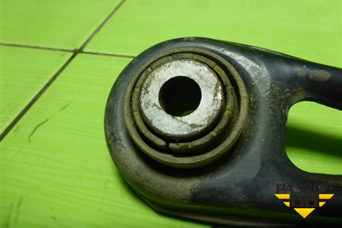 Рычаг задний поперечный (7L8501529A) для Volkswagen Touareg c 2002-2010г (Туарег)