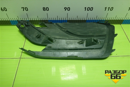 Решетка в передний бампер правая (после 2022г) (8450040750) для VAZ Vesta/Веста с 2015г