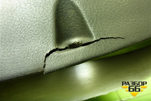 Обшивка двери передней правой под электрику (7L6867012EK) для Volkswagen Touareg c 2002-2010г (Туарег)