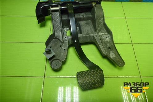 Педаль тормоза (7L0723031F) для Volkswagen Touareg c 2002-2010г (Туарег)