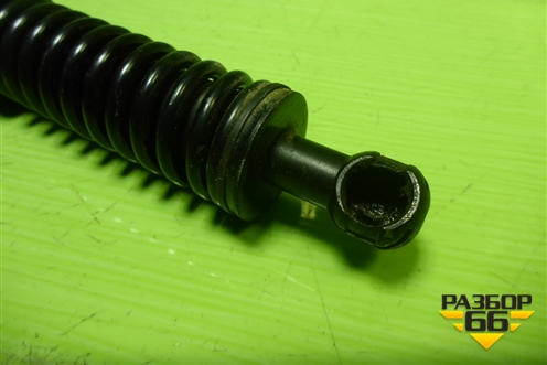 Амортизатор двери багажника для Volkswagen Touareg c 2002-2010г (Туарег)