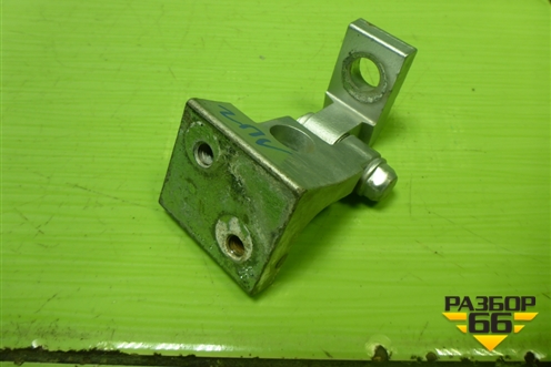 Петля двери задней правой верхняя для Volkswagen Touareg c 2002-2010г (Туарег)