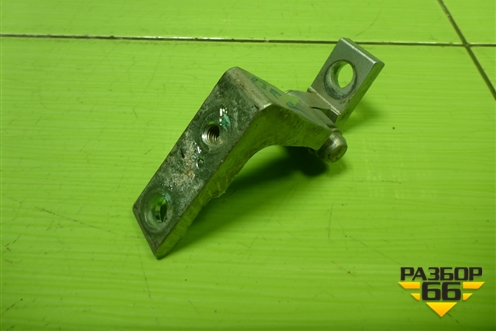 Петля двери передней правой верхняя для Volkswagen Touareg c 2002-2010г (Туарег)