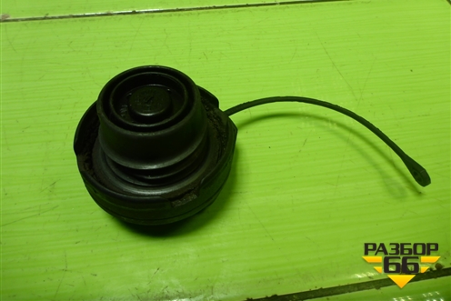 Крышка топливного бака (1J0201556) для Volkswagen Touareg c 2002-2010г (Туарег)