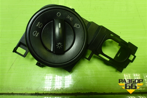 Модуль управления света фар (7L6858903T) для Volkswagen Touareg c 2002-2010г (Туарег)