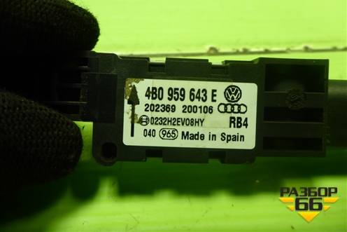 Датчик AIR BAG (4B0959643E) для Volkswagen Touareg c 2002-2010г (Туарег)