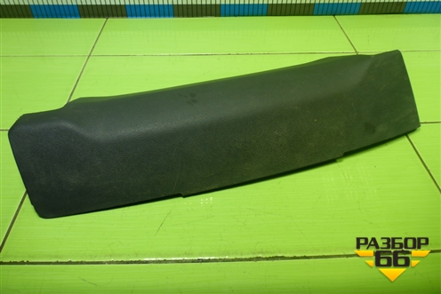 Накладка внутренняя (на переднее левое сиденье) (7L0881327) для Volkswagen Touareg c 2002-2010г (Туарег)