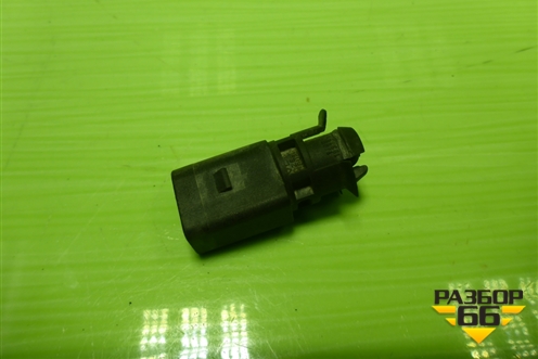 Датчик температуры воздуха (наружный) для Volkswagen Touareg c 2002-2010г (Туарег)