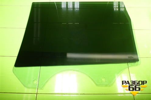 Стекло двери задней правой для Volkswagen Touareg c 2002-2010г (Туарег)