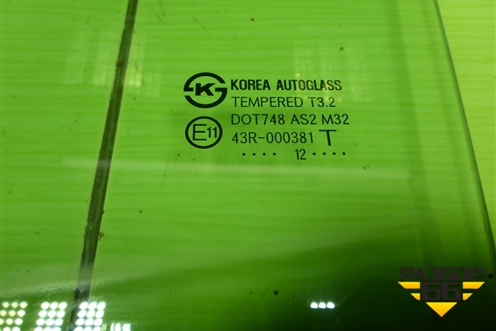 Стекло двери задней левой  (хетчбэк) для Hyundai Solaris с 2010-2016г (Солярис)