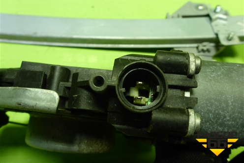 Стеклоподъёмник электрический передний левый для Hyundai Solaris с 2010-2016г (Солярис)