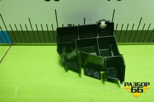 Кронштейн заднего бампера правый (под фонарь) (5256260060) для Toyota Land Cruiser Prado(150) с 2009г (Ленд Крузер Прадо)