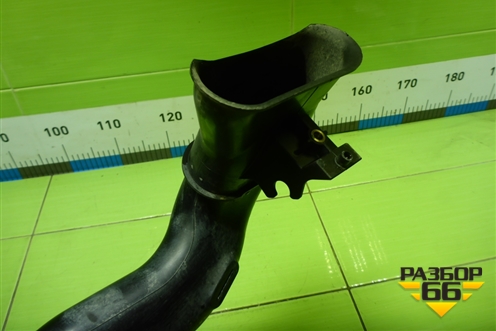 Патрубок воздушного фильтра (165556691R) для Nissan Terrano с 2014г (Терано)