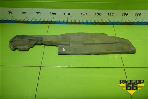 Пыльник переднего крыла правого для Nissan Terrano с 2014г (Терано)