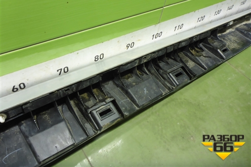 Накладка на порог наружная левая (768513833R) для Nissan Terrano с 2014г (Терано)