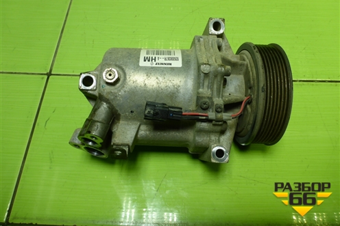 Компрессор кондиционера (926008367R) для Nissan Terrano с 2014г (Терано)
