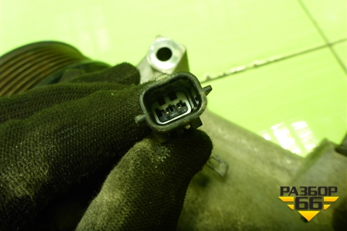 Компрессор кондиционера (926008367R) для Nissan Terrano с 2014г (Терано)