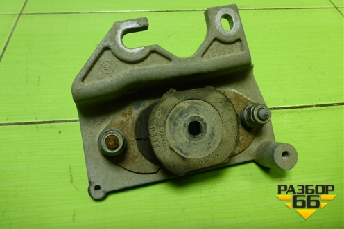 Опора КПП (112228880R) для Nissan Terrano с 2014г (Терано)