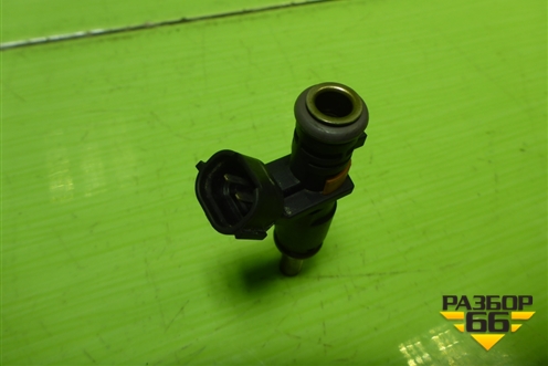 Форсунка инжекторная электрическая (1.6л H4MD438) (166008992R) для Nissan Terrano с 2014г (Терано)