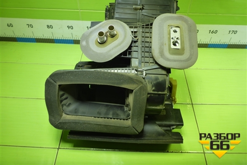 Корпус отопителя (272702332R) для Nissan Terrano с 2014г (Терано)